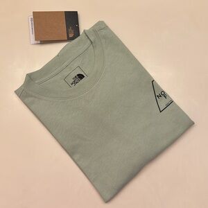 The North Face Men’s Shirt Tee